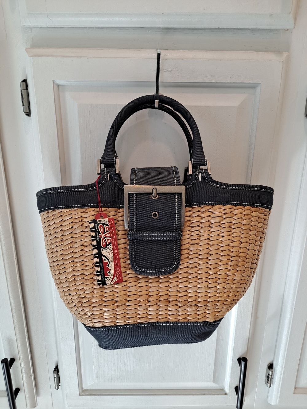 Bath & Body Works Natural Woven Seagrass Tote Picnic Style Basket w/Navy Denim